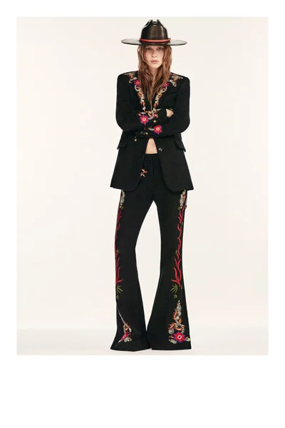 Look 34